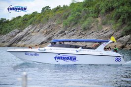 Private Charter Speedboat to Phi Phi Island or Phang Nga Bay - 1-20 Passenger / 3 Engines